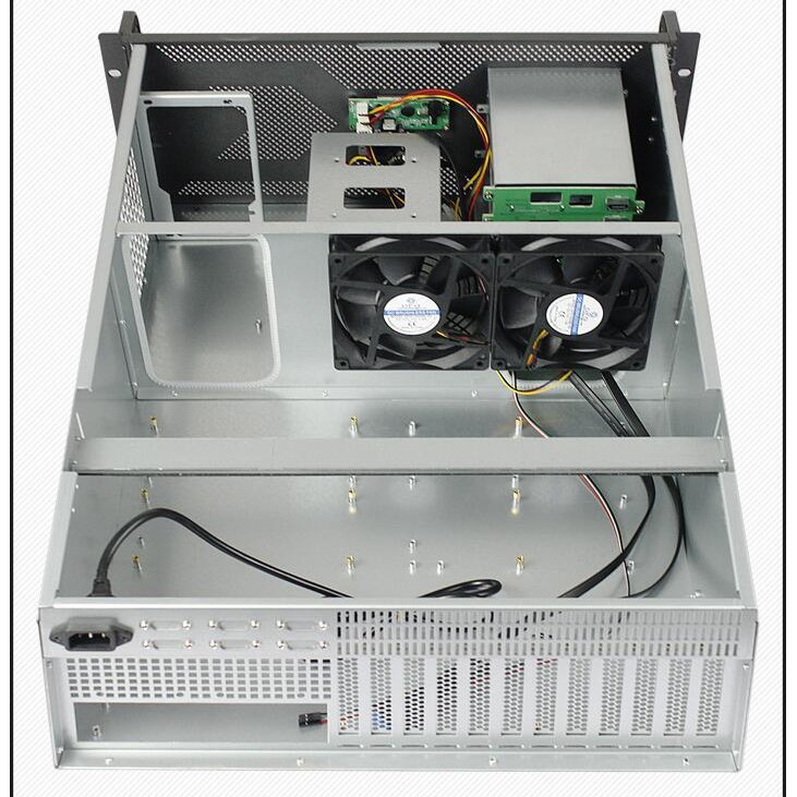 8 Gpu 4U Server Chassis - Châssis de serveur 4U à échange